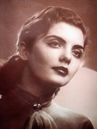 gunseli_basar_zerafet_kralicesi_avrupa_guzeli