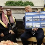 Trump_Oval_Ofis_Suudi_Presn_silah
