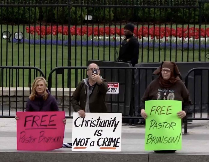 BeyazSaray_video_image_VOA_TR