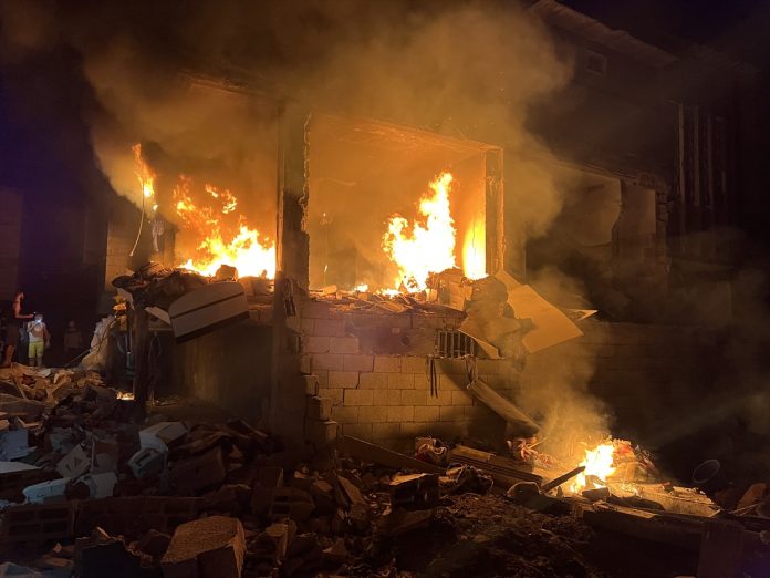 AA-20241015-35912941-35912908-ISRAIL_ORDUSUNUN_GAZZE_SERIDINE_YONELIK_SALDIRILARI_DEVAM_EDIYOR