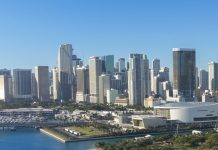 While Putin Strikes Ukraine: US, Ukrainian Officials Talk Peace